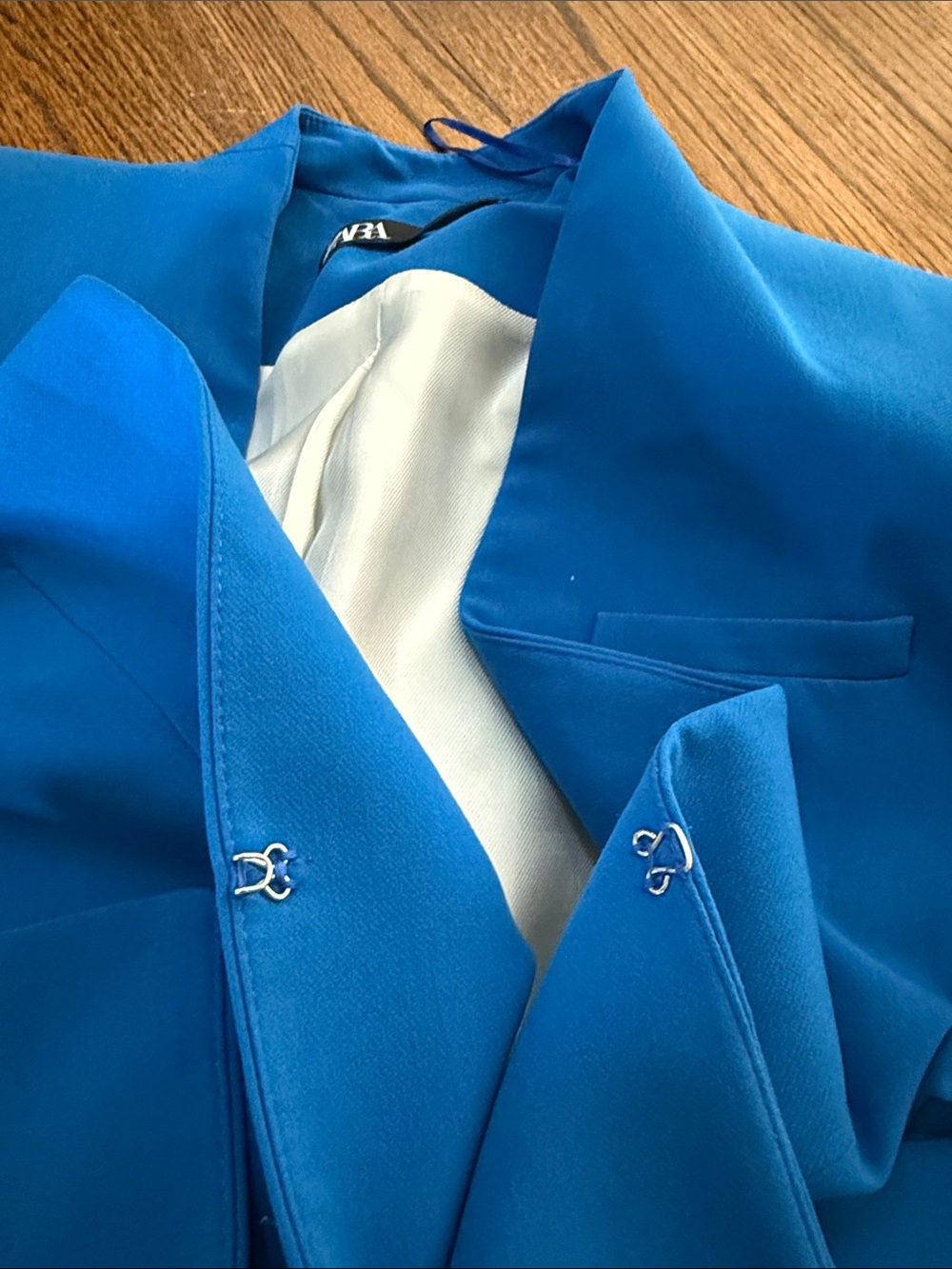 B45 Zara Bold Blue Tailored Women's Large Blazer and Trousers with Belt - Picture 4 of 10
